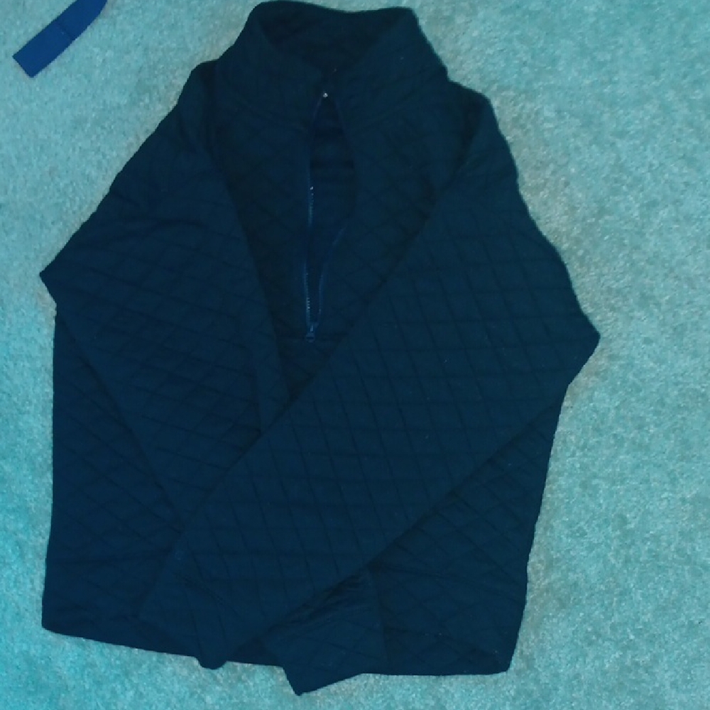 DSG Women's Quilted Black Pullover